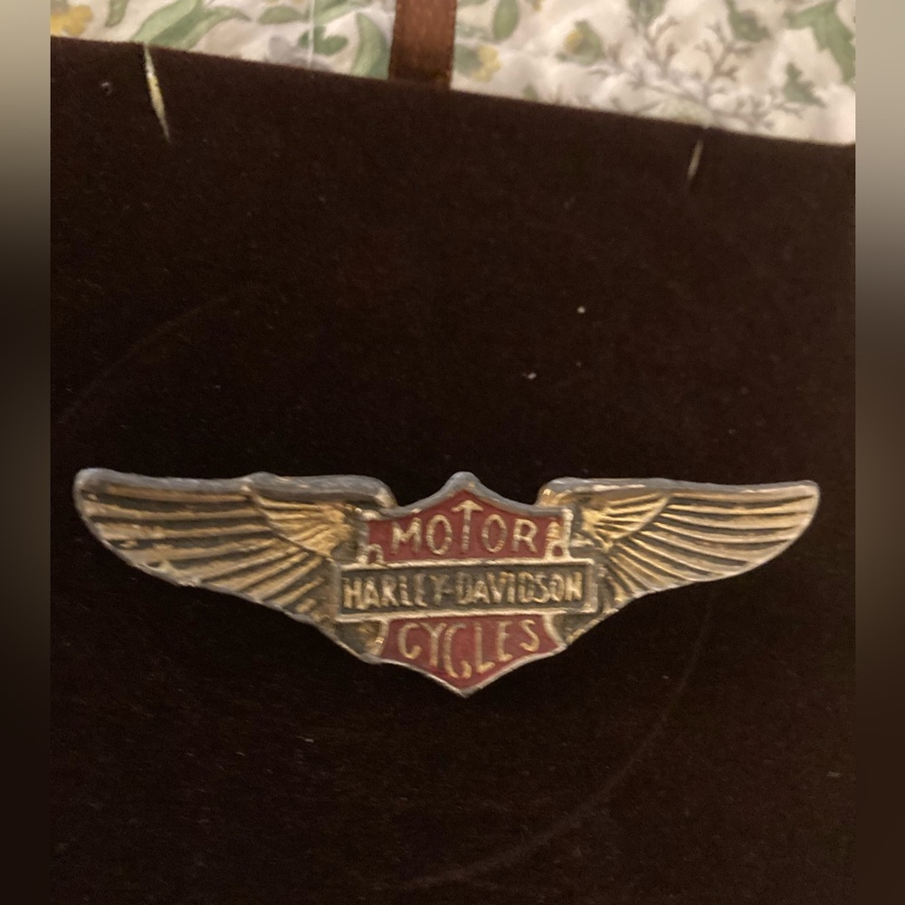 Vintage HARLEY DAVIDSON Lapel Pin